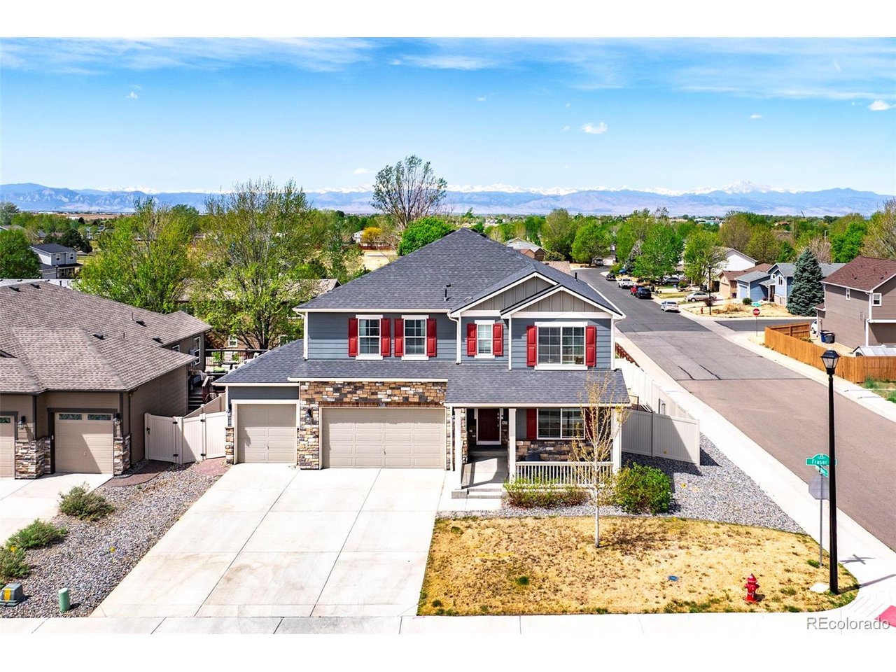 7325 Fraser Cir