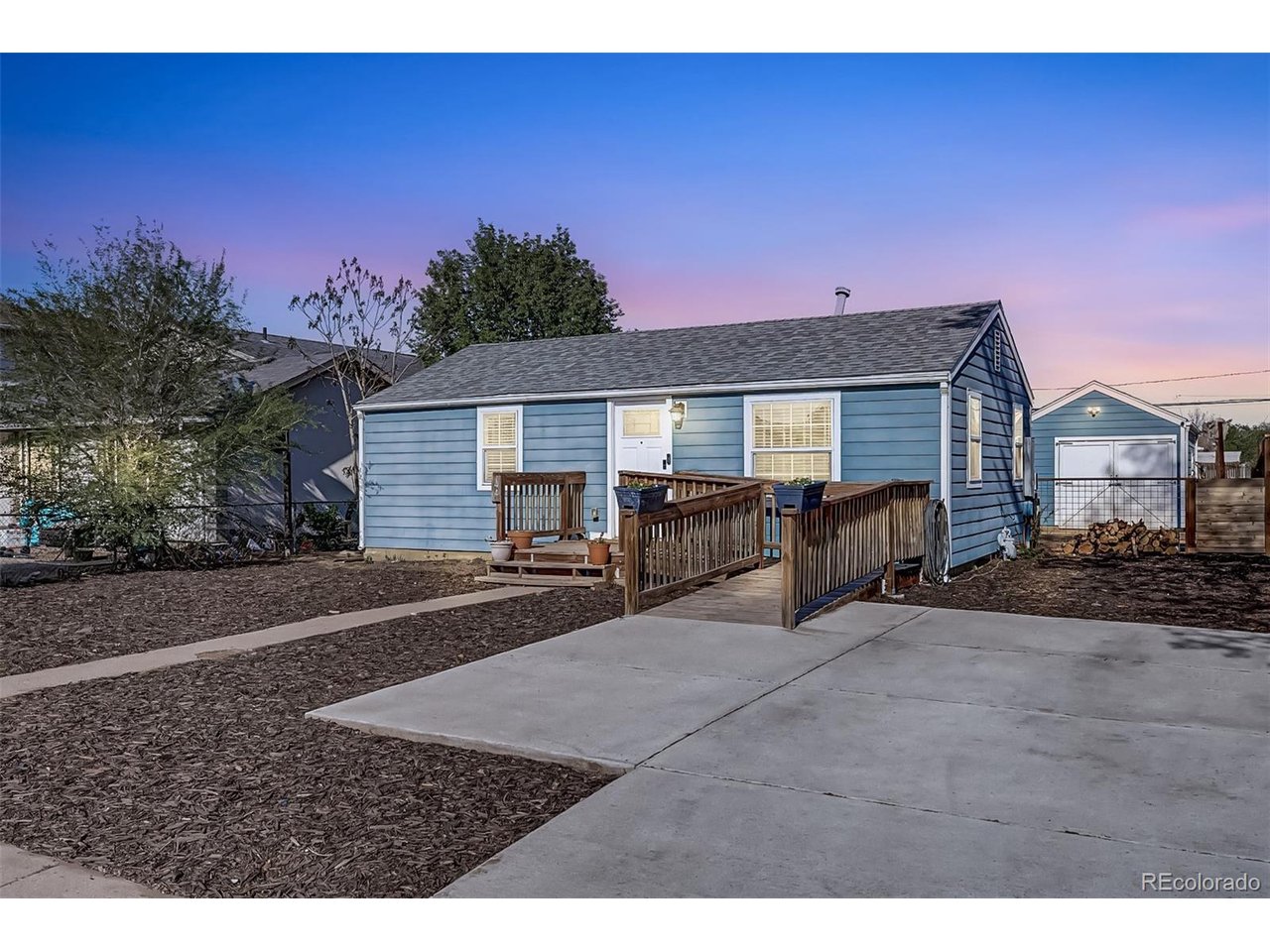 44 N 10th Ave