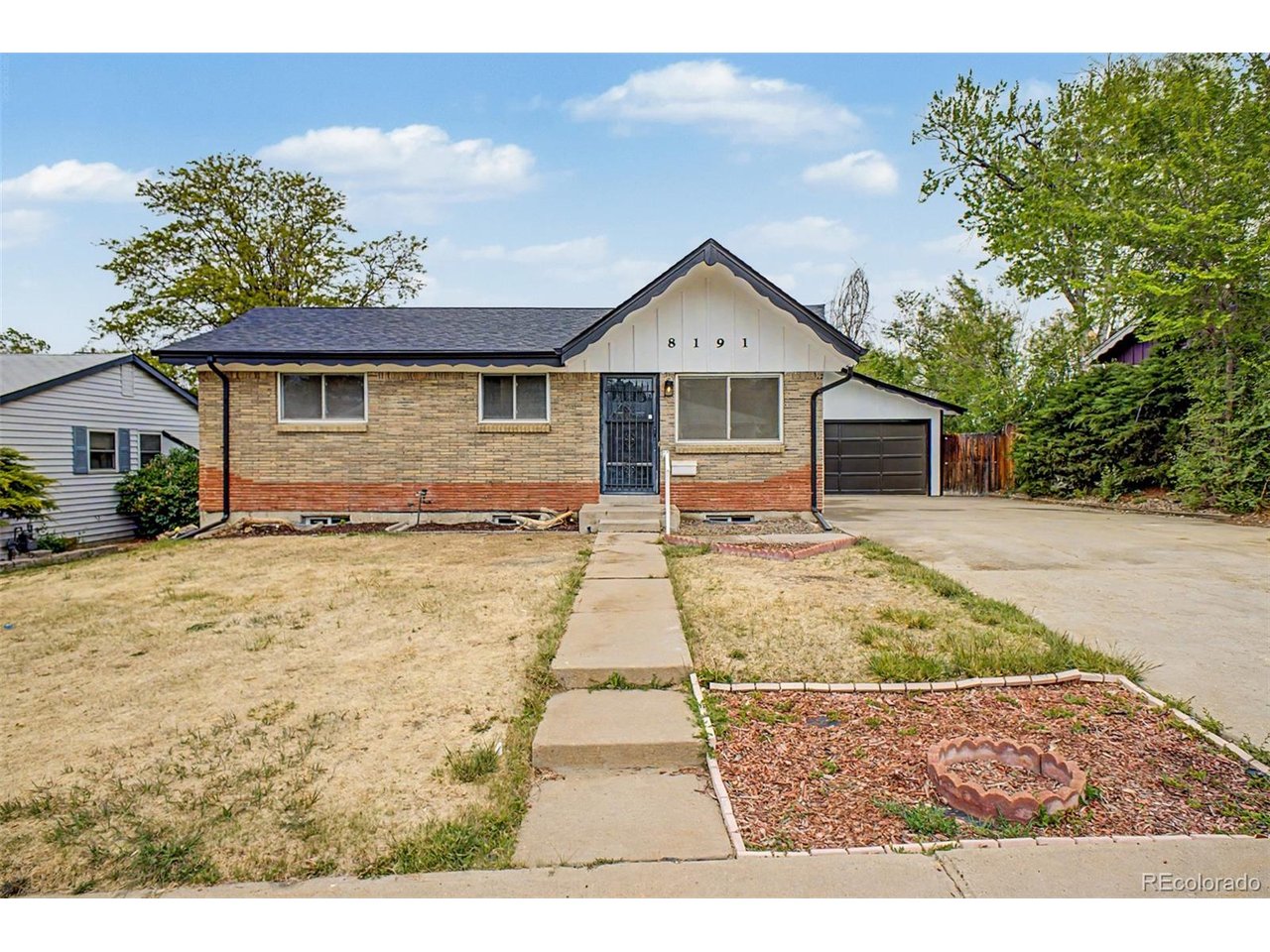 8191 baylor Ln