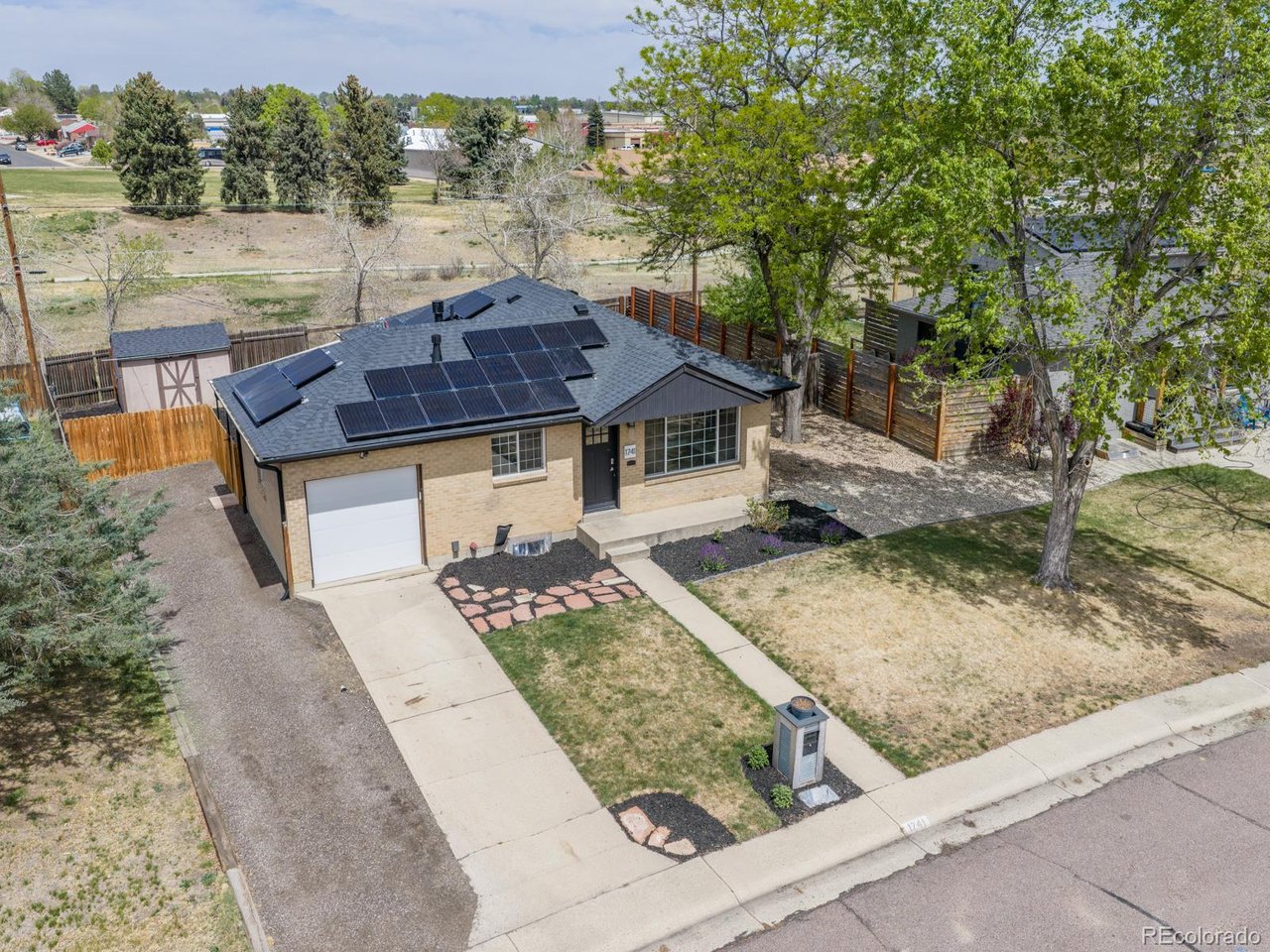 1741 E 105th Pl
