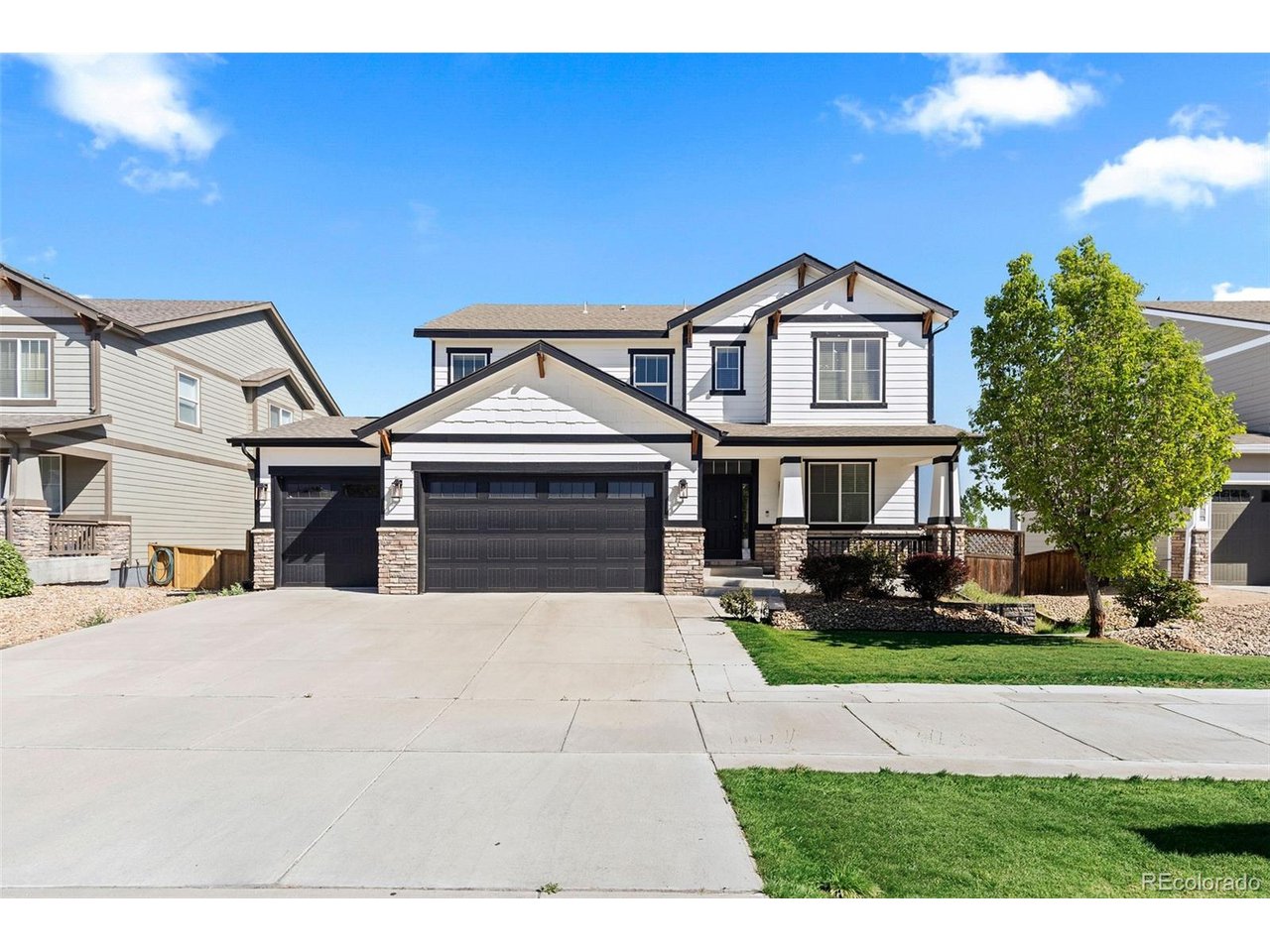 15511 Village Cir
