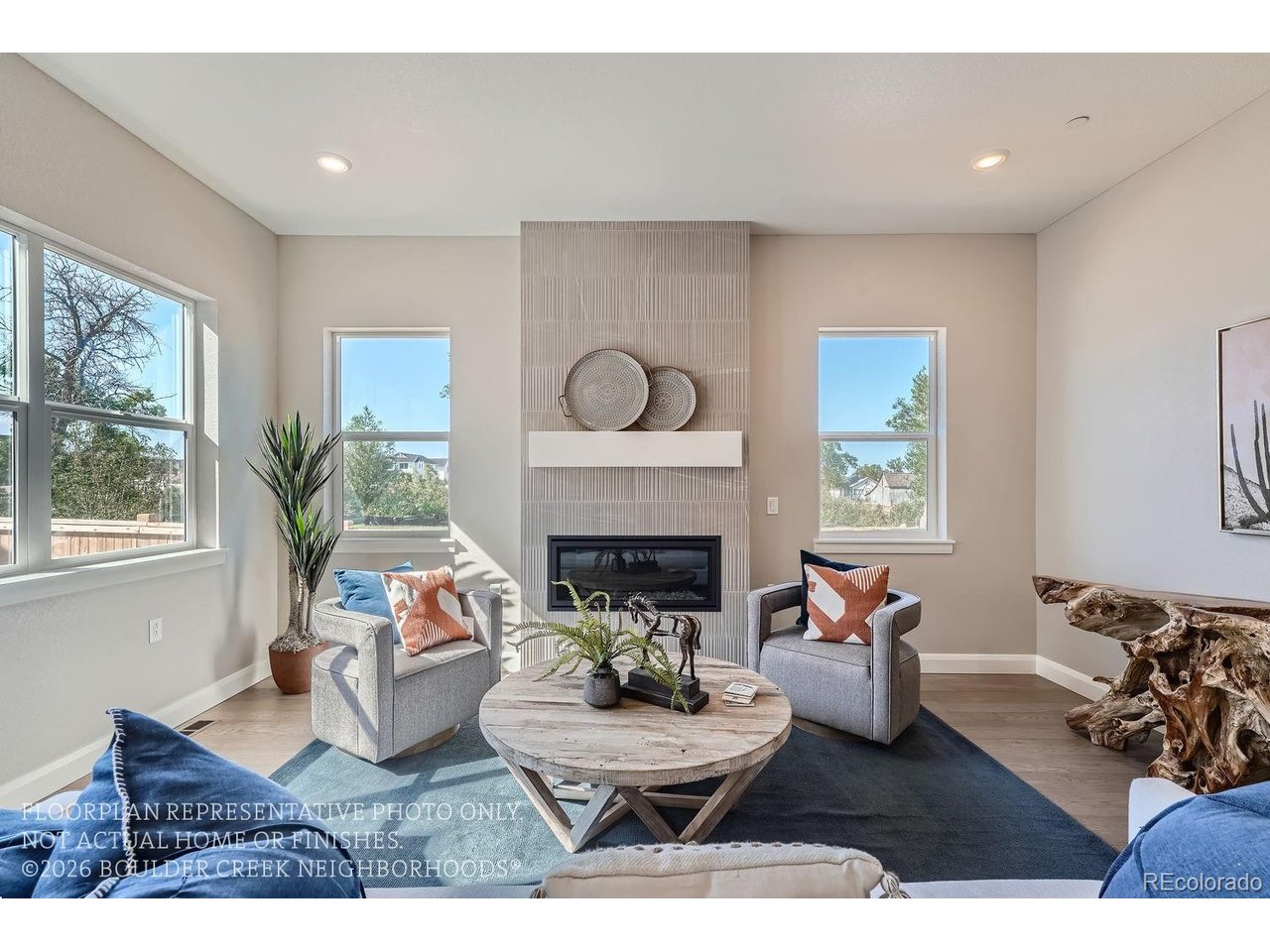 5511 Peacock Pl