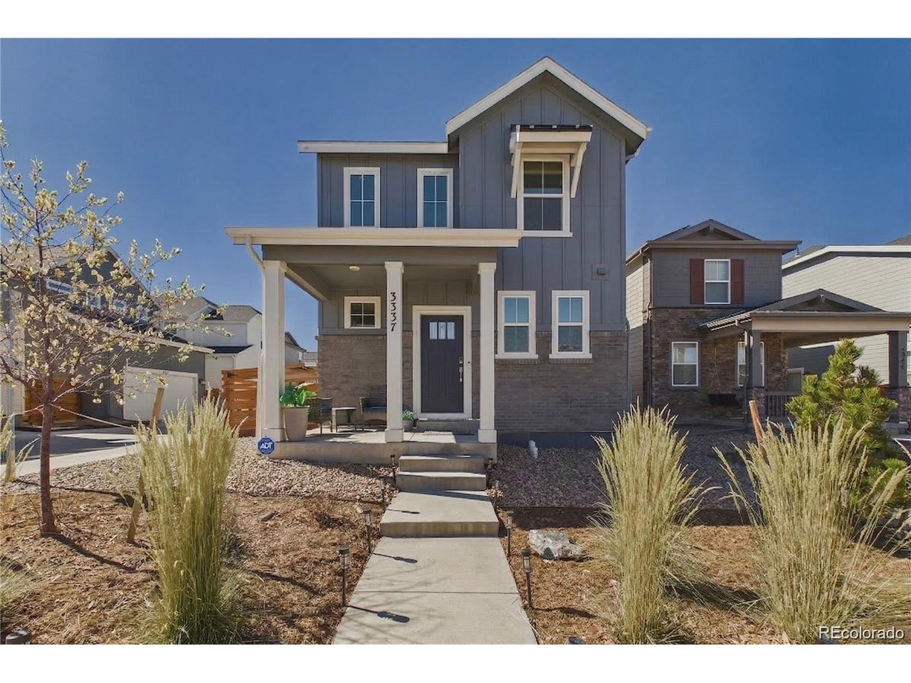 3337 N Duquesne Way