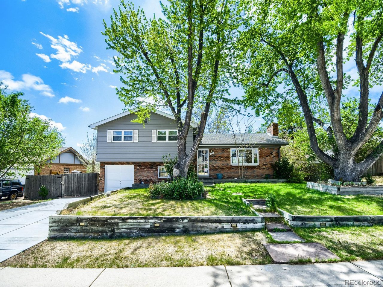 482 Melody Dr
