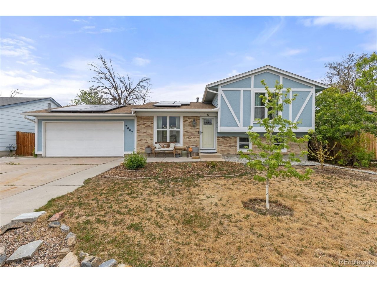 2607 W 100th Pl