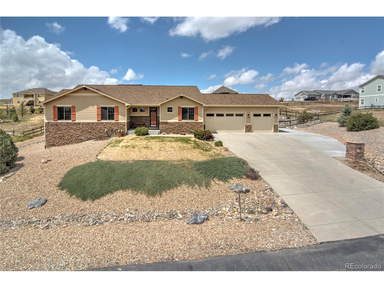 42105 Plantation Cir