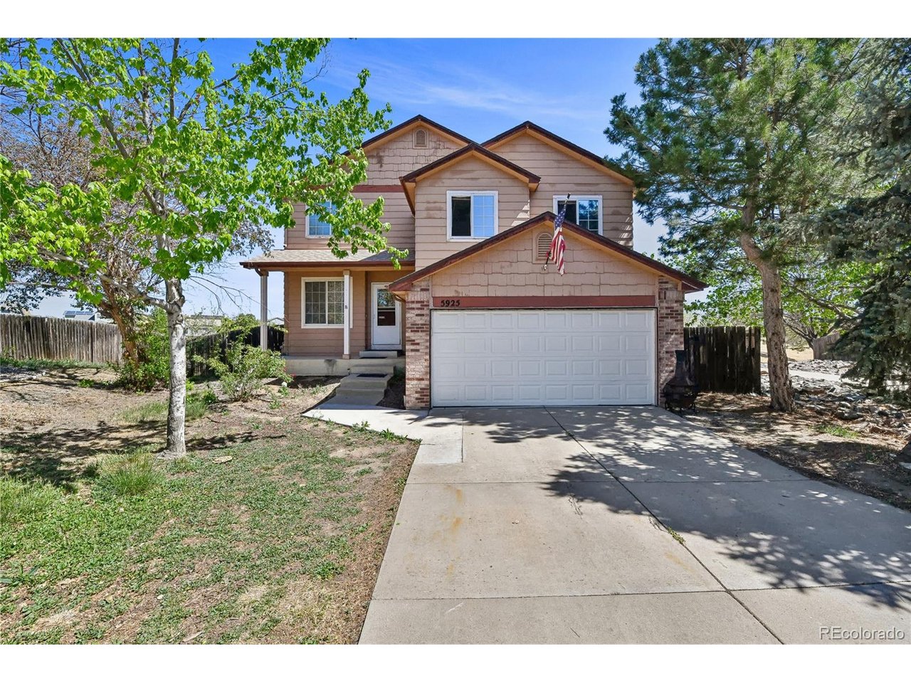 5925 E 124th Way