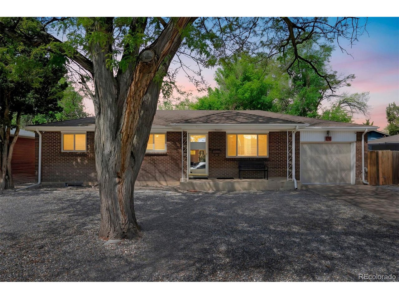 61 S 17th Avdr