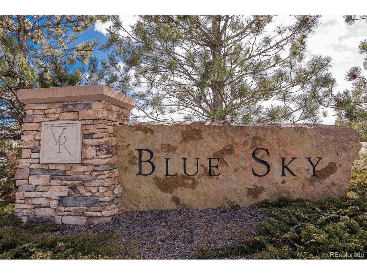 2745 Blue Sky Cir