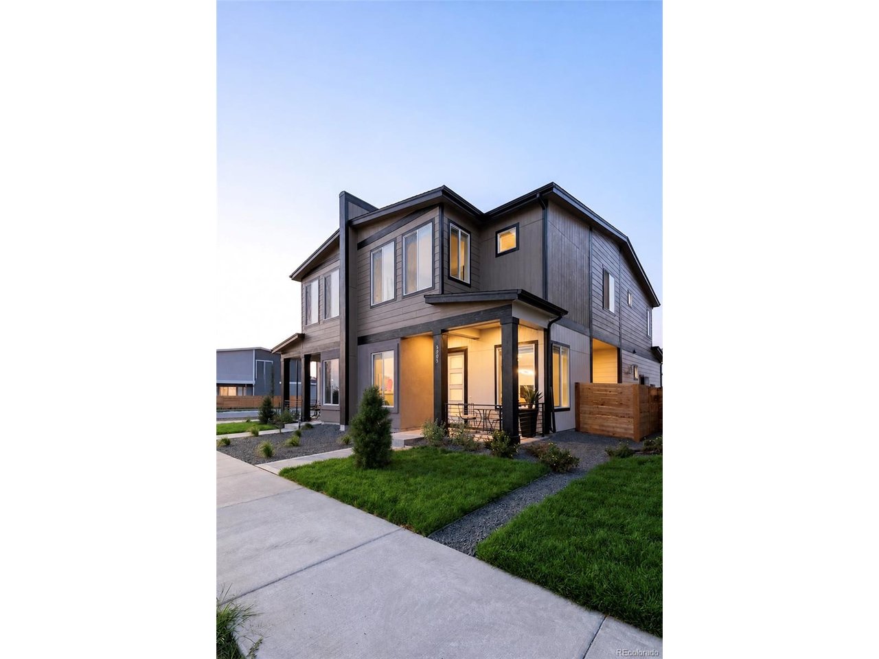 5305 E 63rd Pl