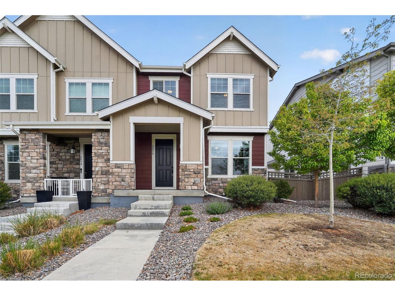 6050 N Netherland Ct