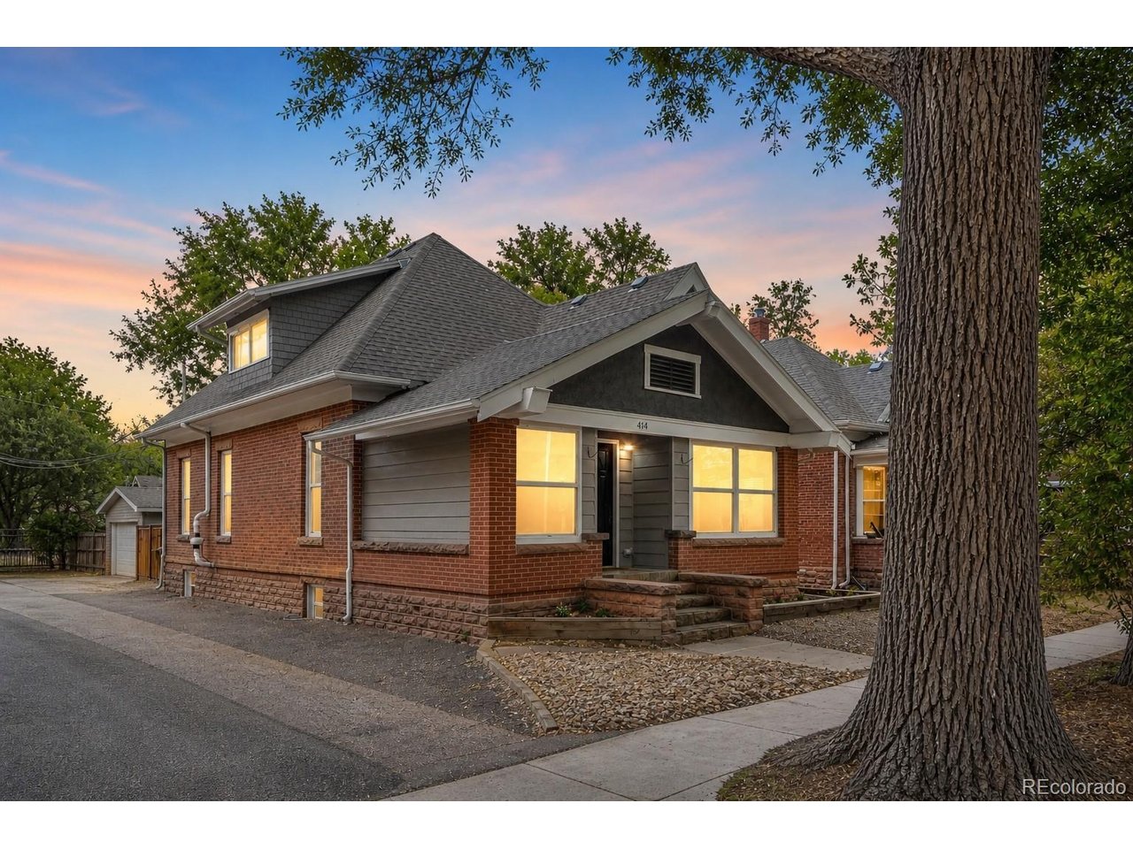 414 4th Ave