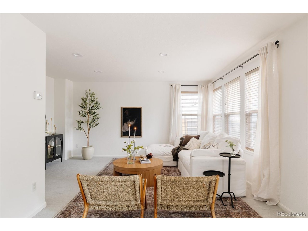 3743 E 92nd Pl