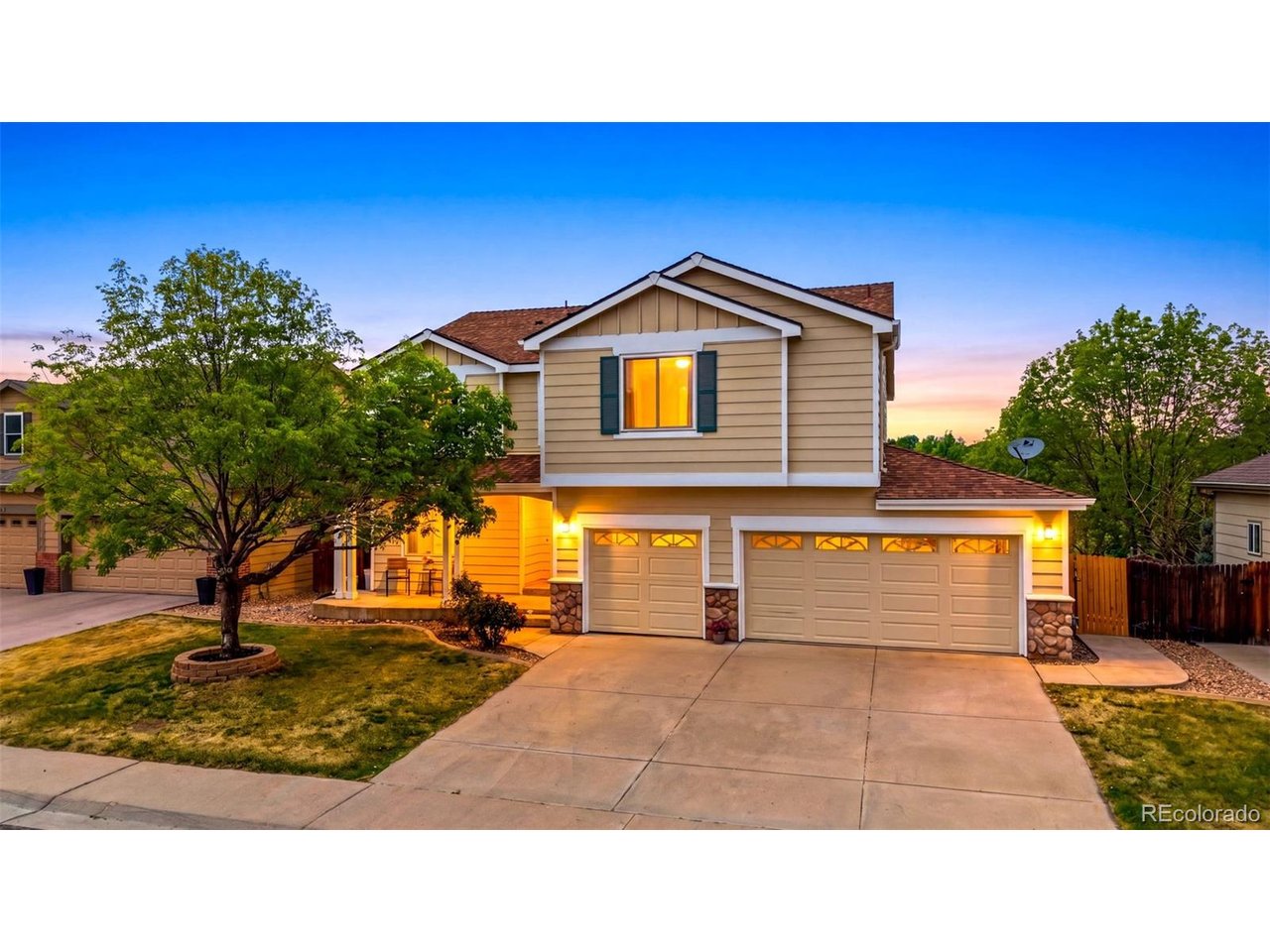 3033 E 108th Dr