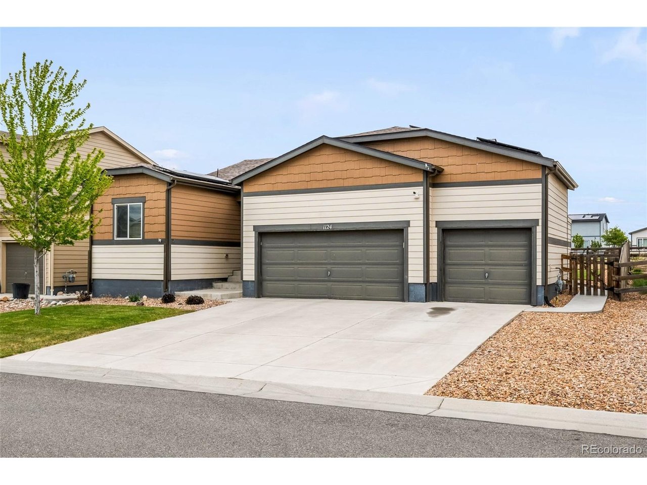 1124 Sherman Dr