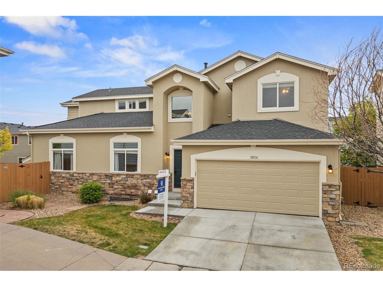 10114 Wyandott Cir N