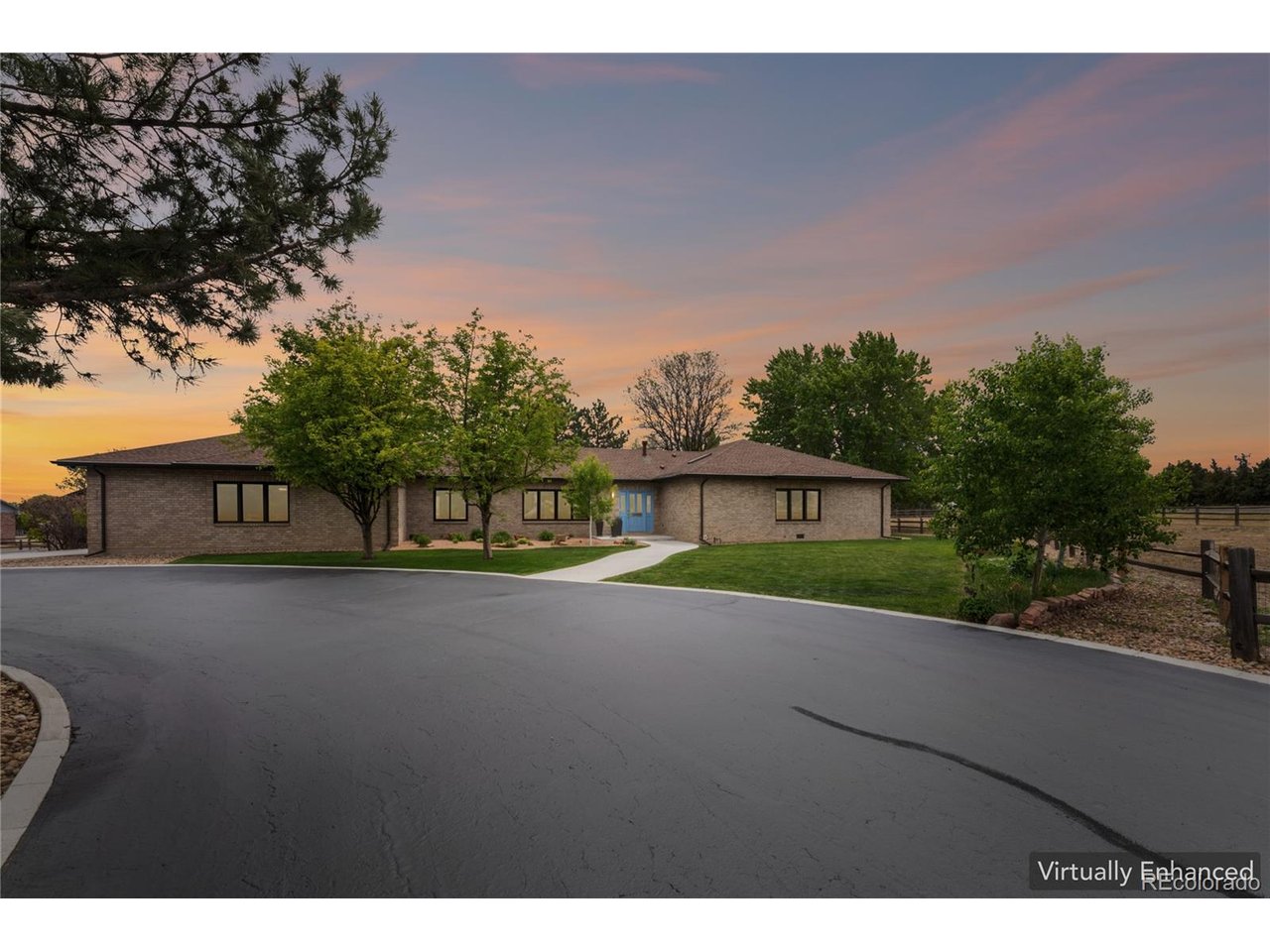 1950 W 154th Pl