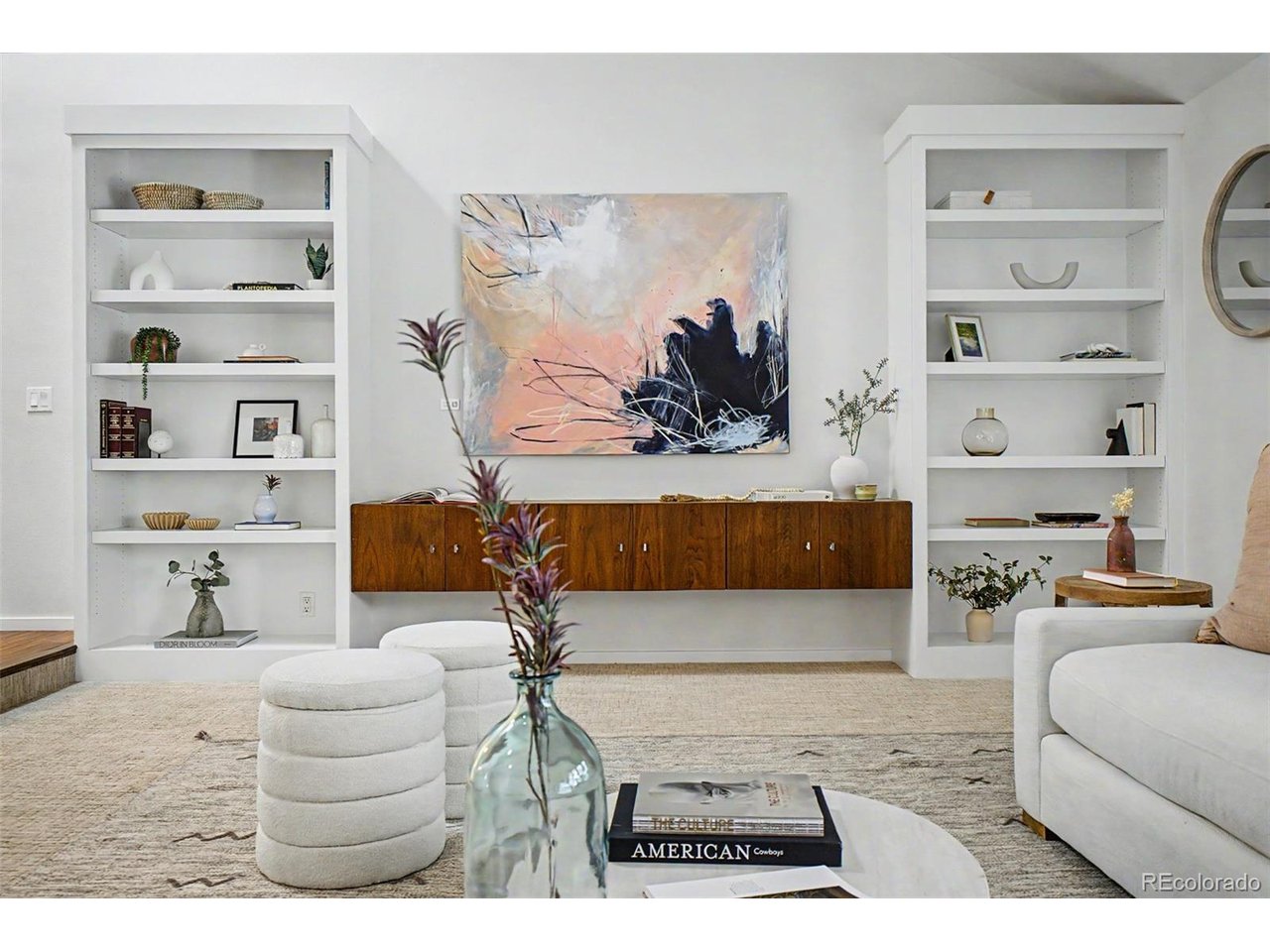425 Long View Ct