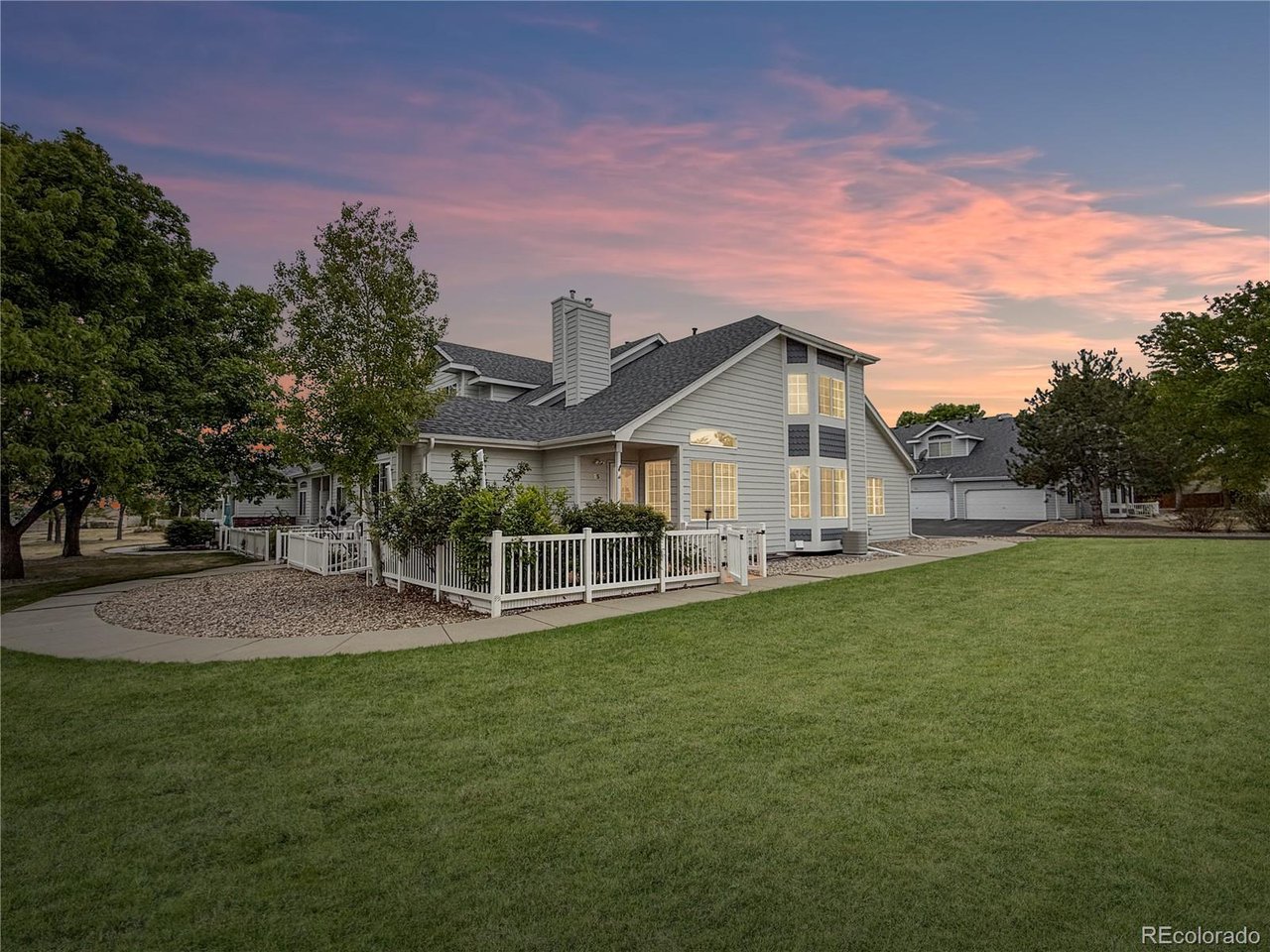 25 Lindenwood Cir