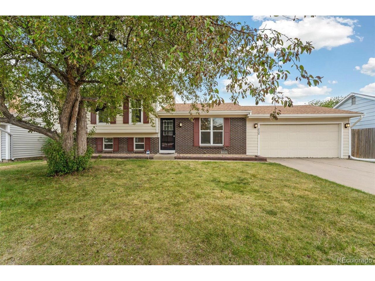 2530 W 100th Ave