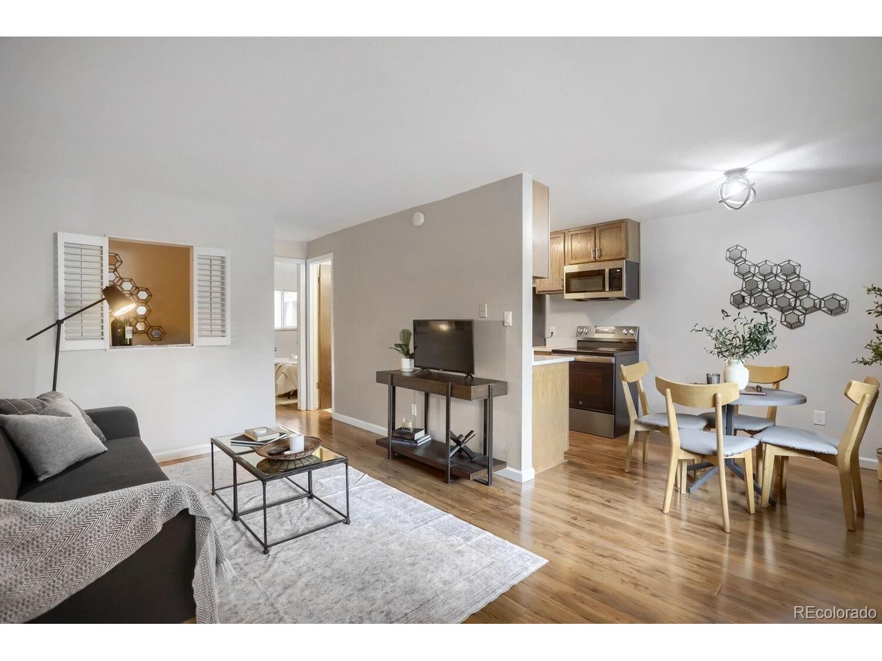 3161 Madison Ave