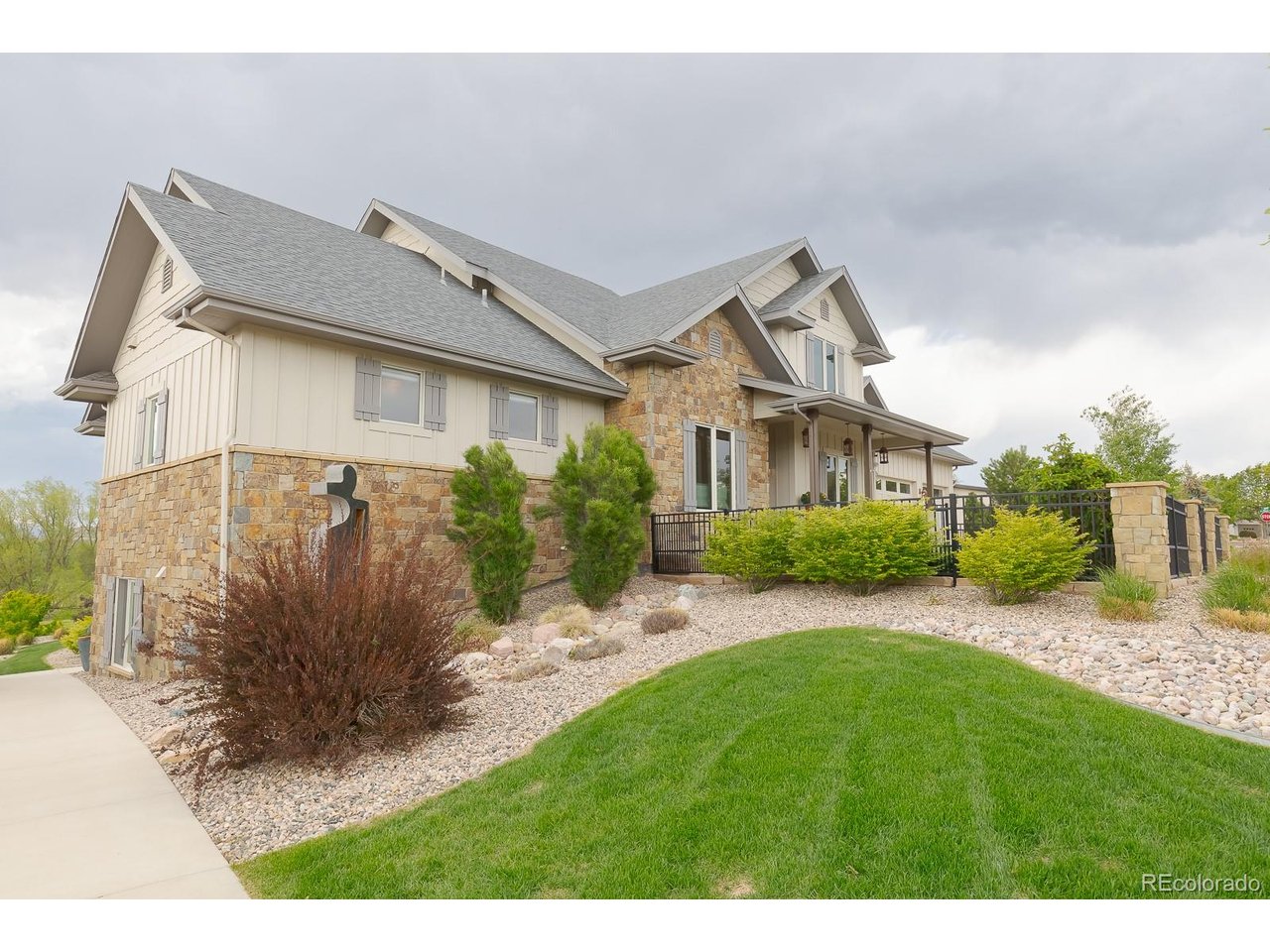 512 Deer Meadow Dr