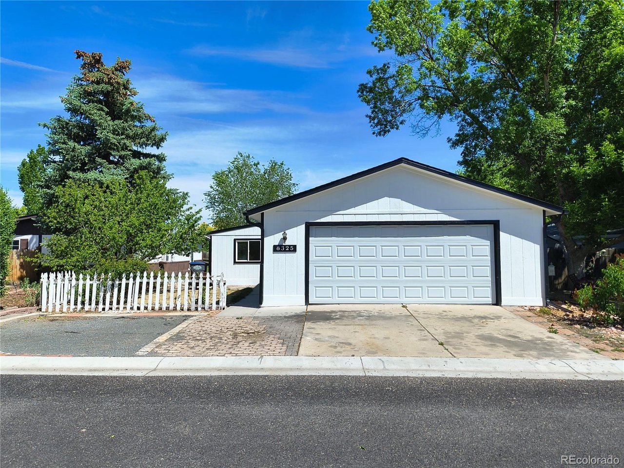8325 Never Summer Cir