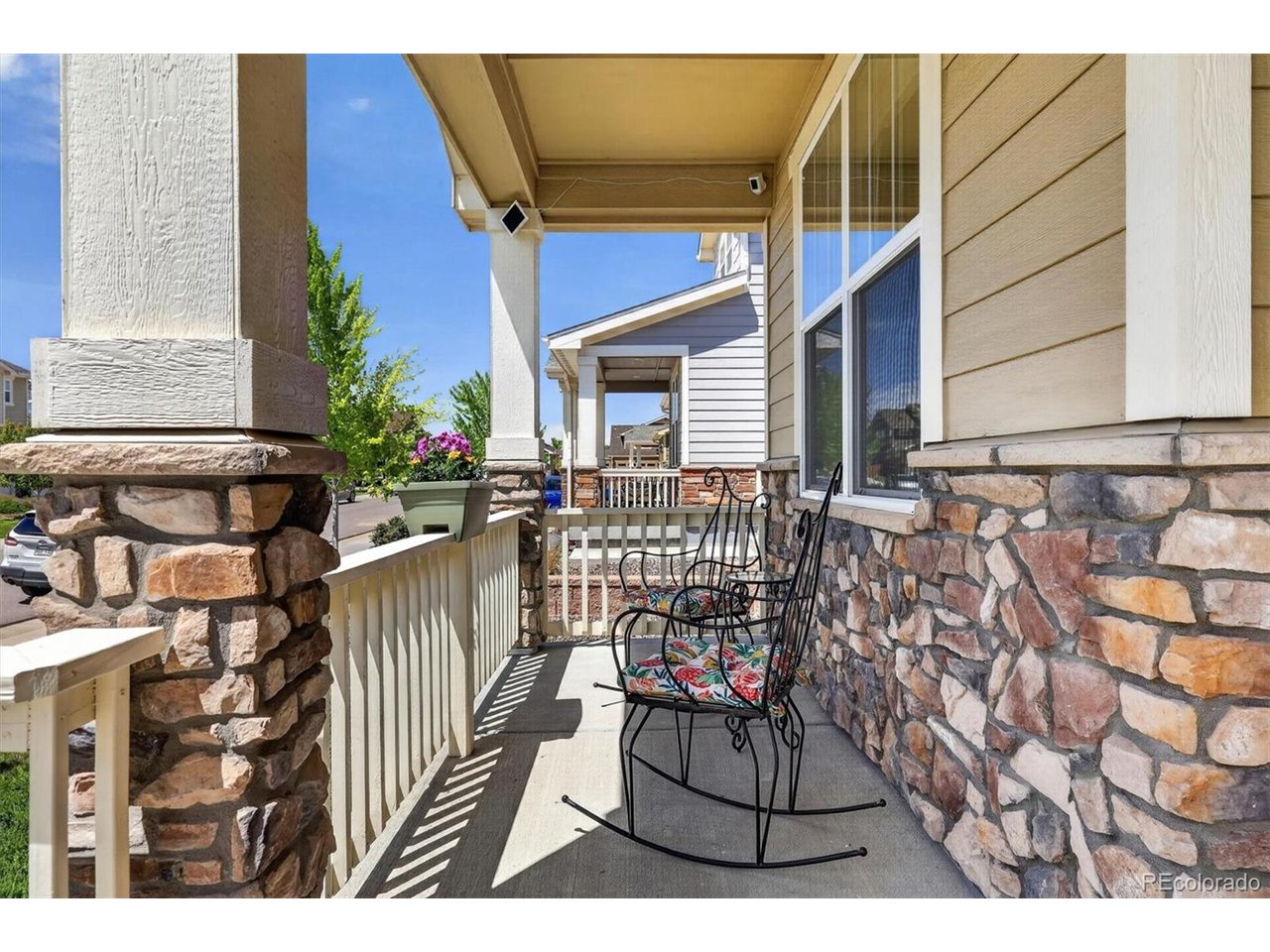 16356 Columbine Pl