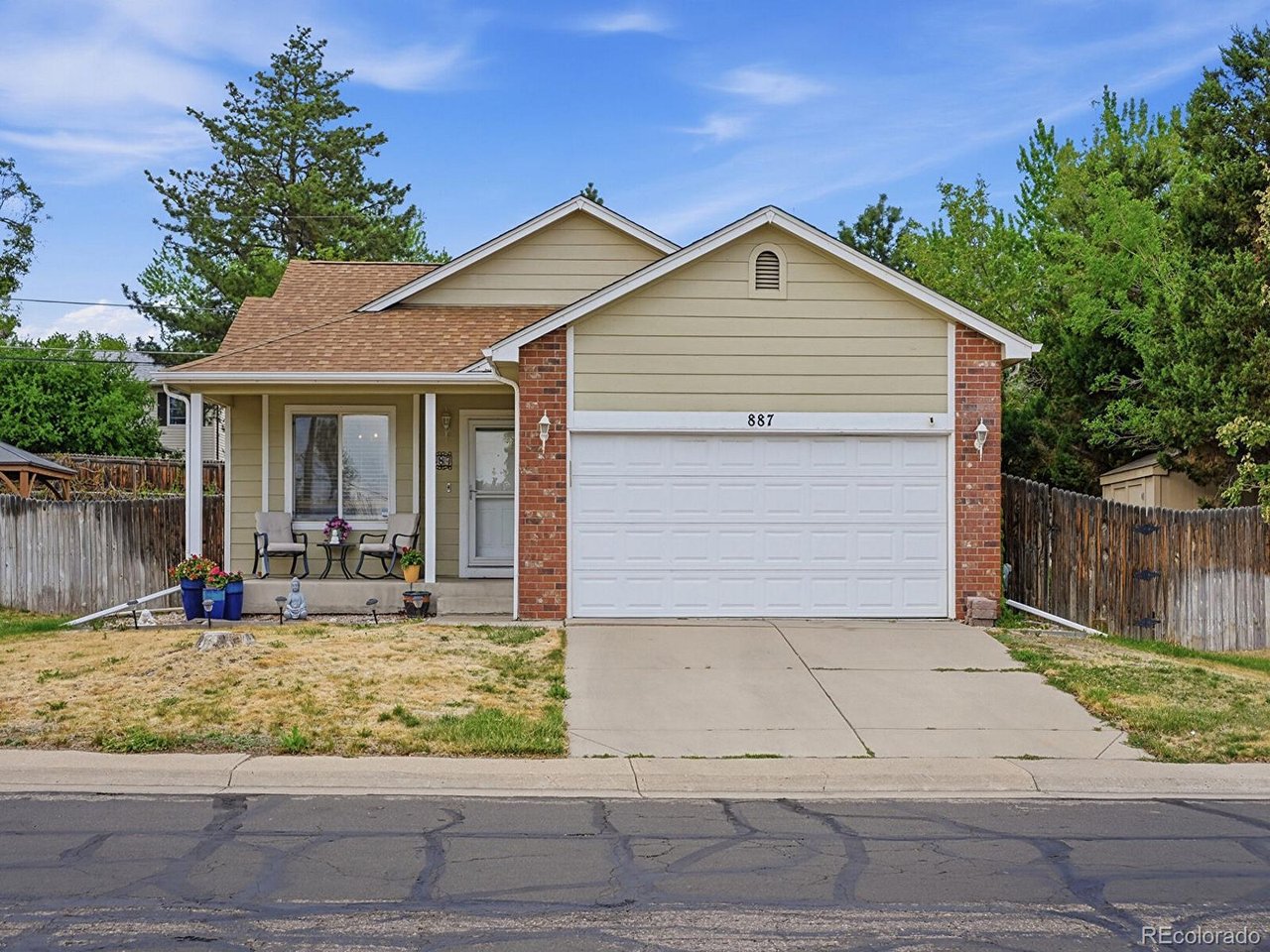 887 W 96th Pl