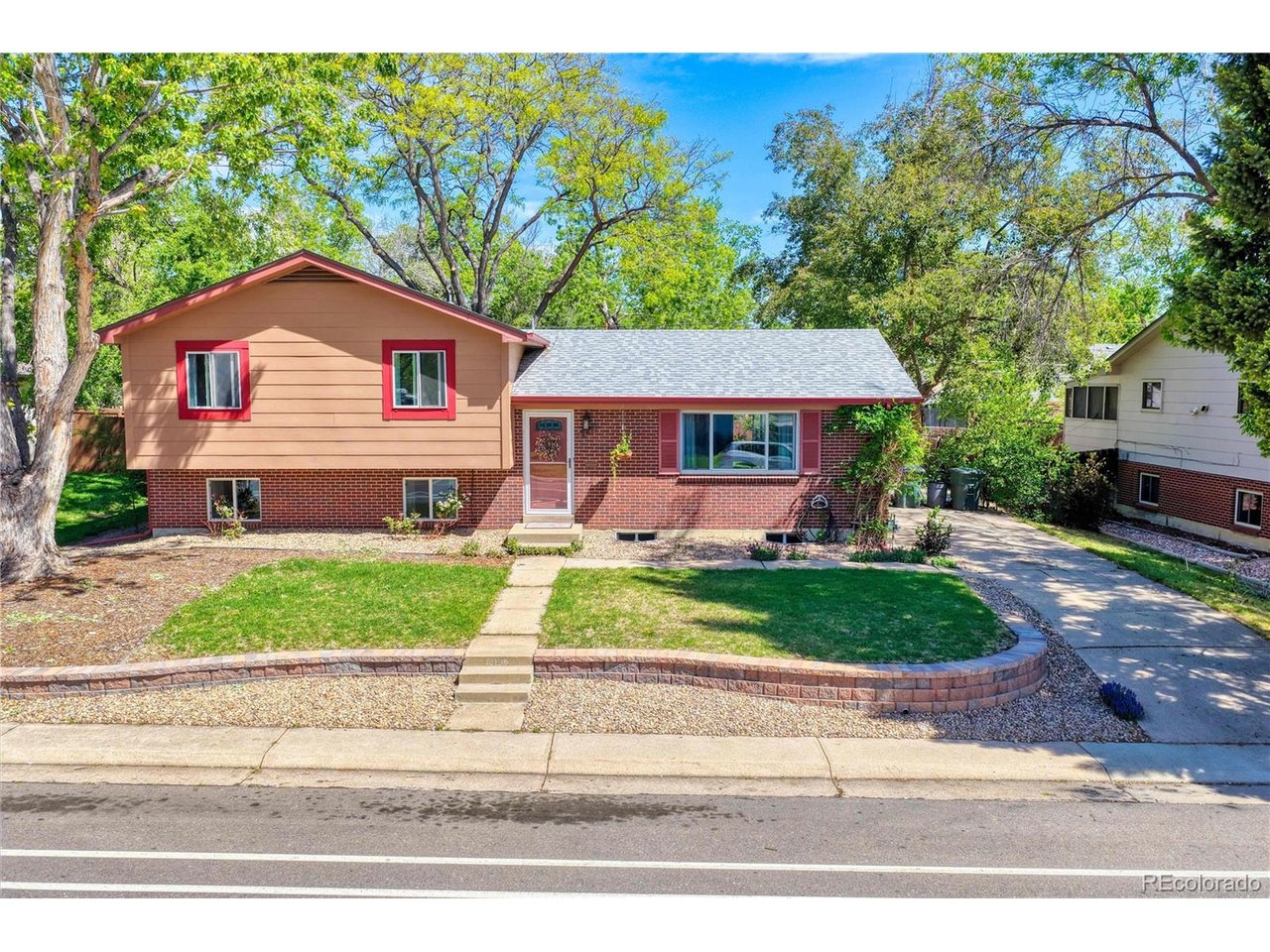 861 Phillips Dr