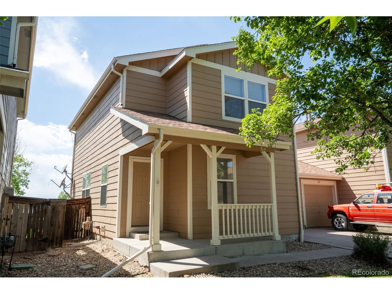 837 Mockingbird Ln