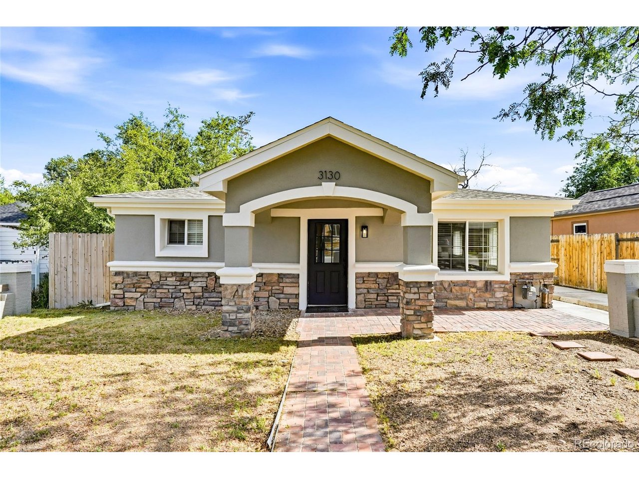 3130 W Longfellow Pl