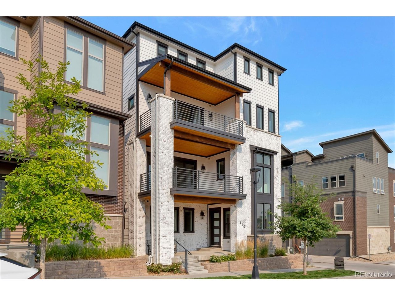 410 Superior Dr