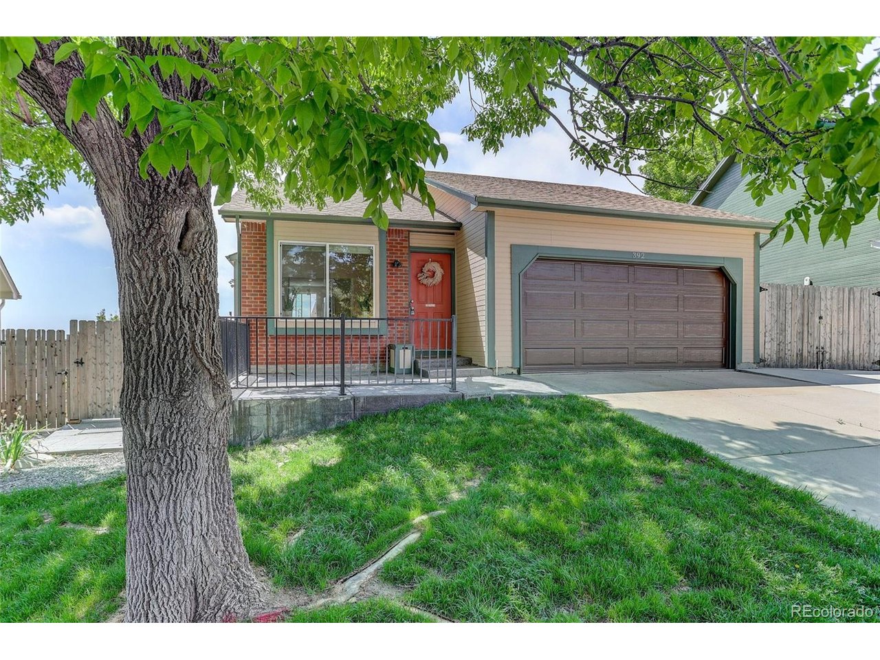 392 Eisenhower Dr