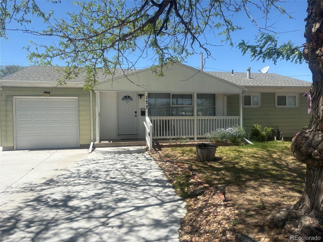 177 Delaware Dr