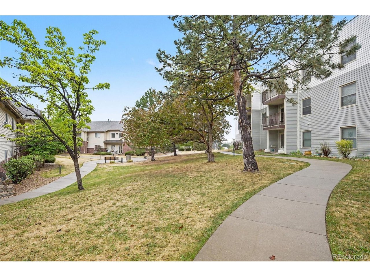 1383 W 88th Ave
