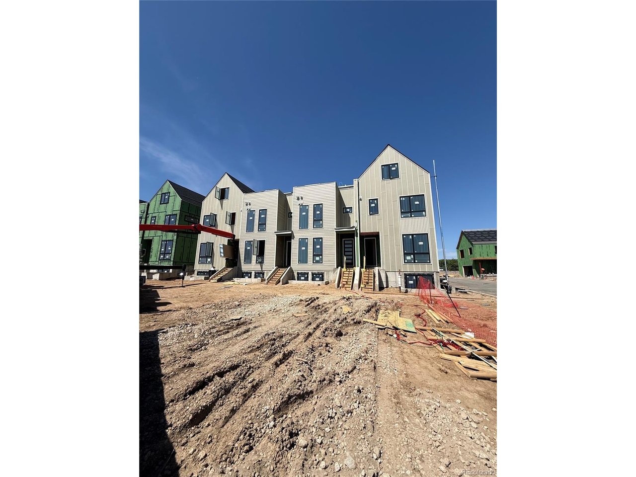 564 Lombardi Cir