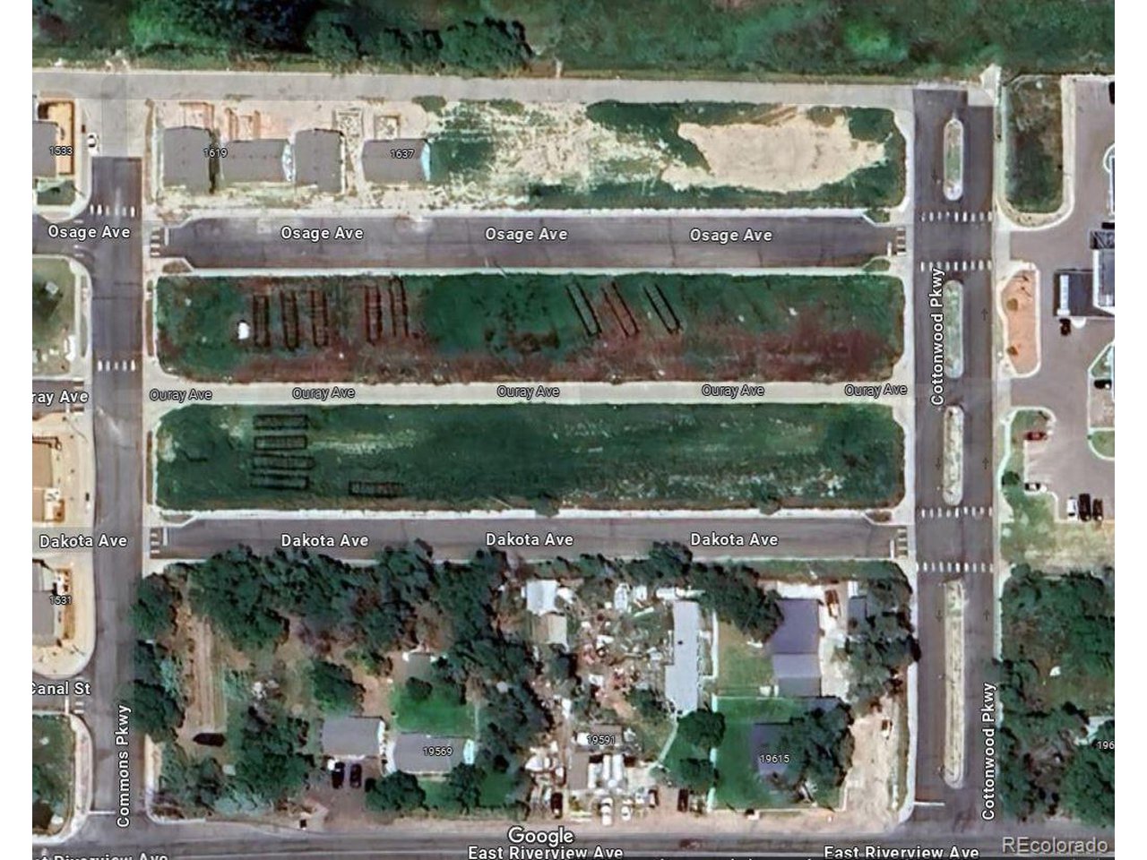 1621 Dakota Ave