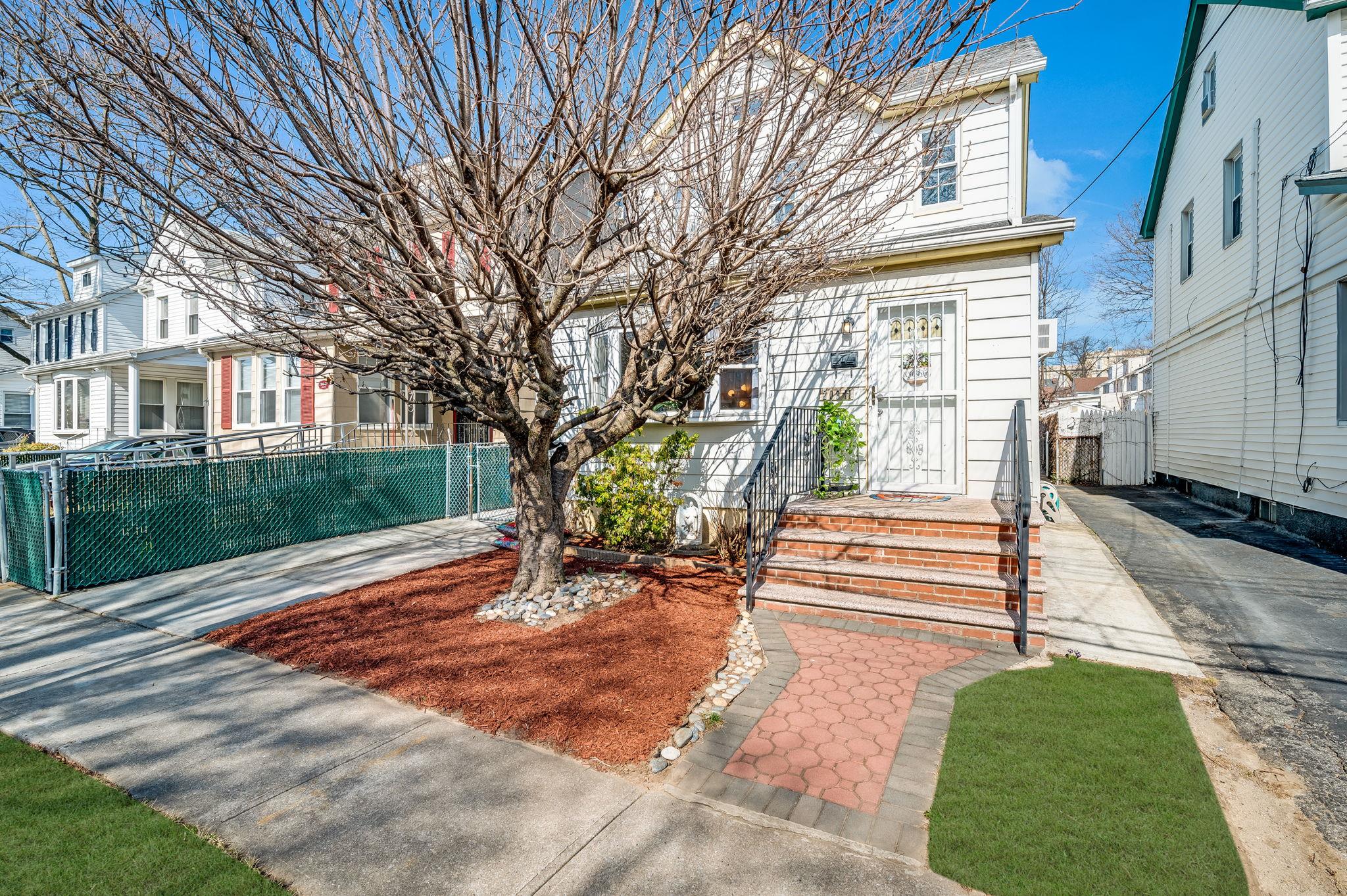 Bayside Queens Outdoor Restaurants In Queens Hotel In Bayside Best