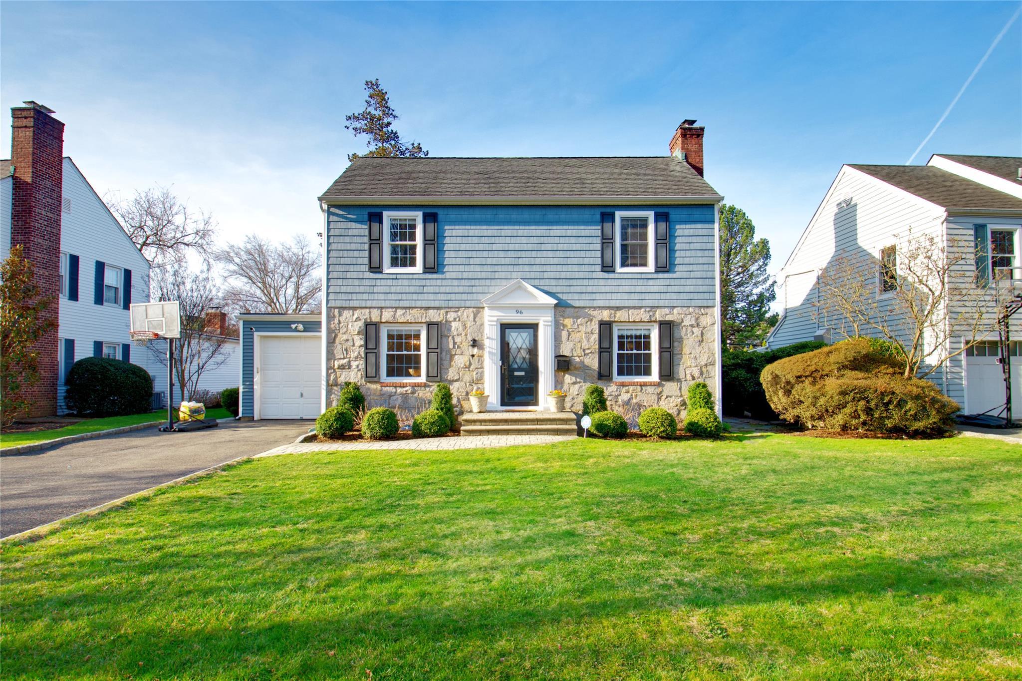 92-11 35 Avenue # 5E, Jackson Heights, NY 11372 | MLS #965633