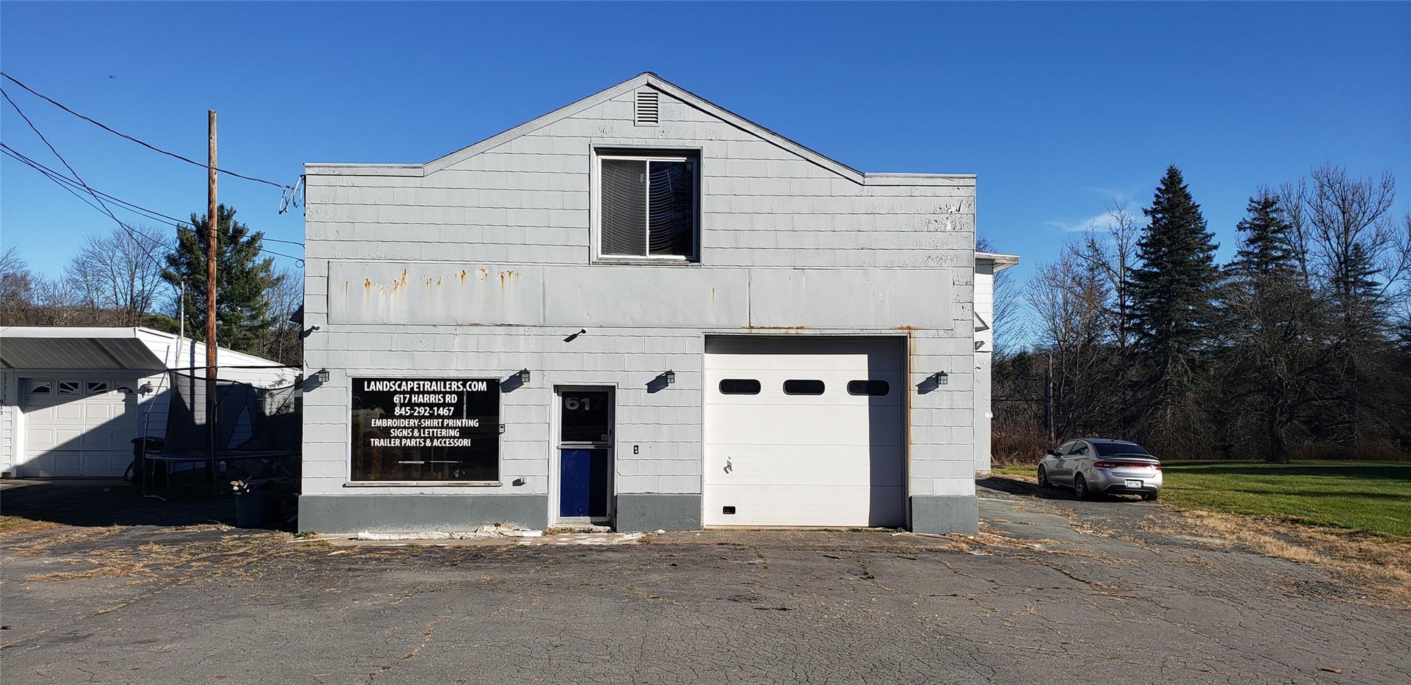 Located in the Town of Liberty, this 3, 500 sq. ft. commercial, office, and warehouse space offers a prime opportunity. The property boasts ample parking and convenient access to the highway. It features two half baths and two bay doors for easy loading and unloading. The owner is open to renovations for a tenant.