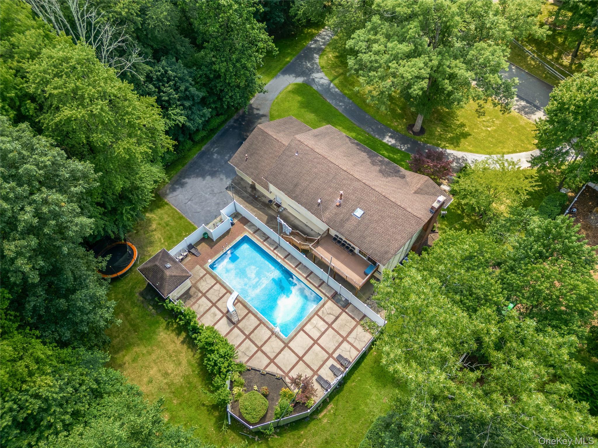 10 Birchwood Avenue, Nanuet, NY 10954 | MLS #901673