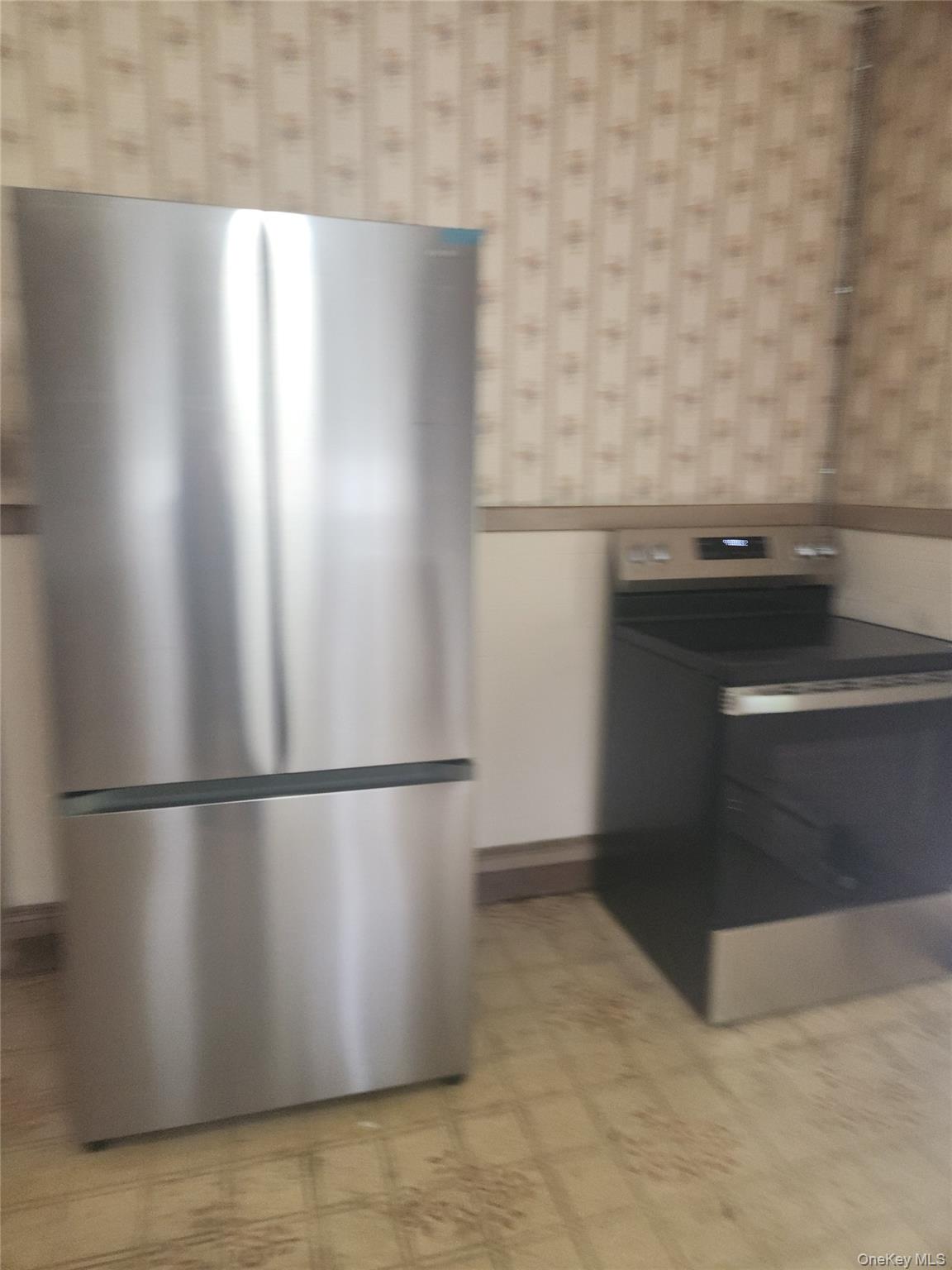 Beautifully refinished hardwood floors invite you into this warm 3 to 4 bedroom apartment with one bathroom. Freshly painted and renovated bathroom with new vanity and toilet. Boasting high ceilings and new stainless steel kitchen appliances, this apartment is located in the heart of Hyde Park close to all major roads and shopping. Rent includes 2 parking spaces. central air, washing machine, snow removal, Heat/OIL, water. Tenant responsible for all utilities, cable/internet, garbage removal and any additional parking spaces. No pets preferred.
