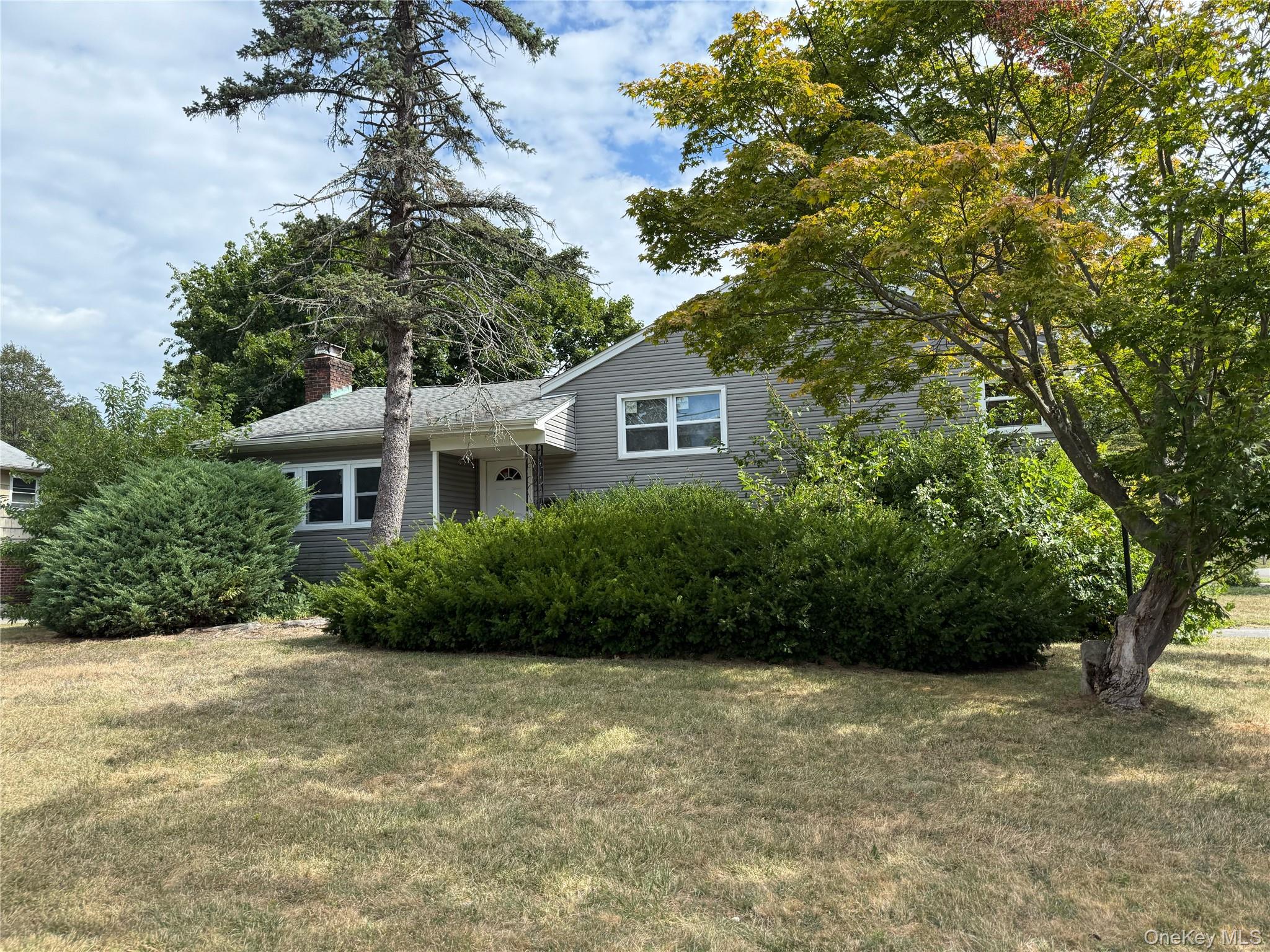 New Windows, New Siding, Recently done Roof. However, the interior needs work. The layout includes 3 Bedrooms, 2 full baths, 2 half baths, Kitchen, Living Room, Dining Room, in this Split Level Style home. There is a full basement but it&rsquo;s unfinished.