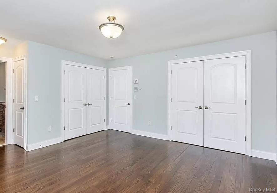 Great Opportunity to live in a highly desirable town of West Harrison. For Rent 3 Bedroom 3.5 Bathroom Townhouse with finished basement, fenced yard, garage and driveway.Pet Friendly. Open concept kitchen with Quartz countertops, tile flooring and modern appliances. 3 Bedroom located on the top floor. Laundry in Unit. Master Bedroom offers high ceiling, master bathroom and a walk-in closet.Finished basement can be used as an extra living space, game room or family room. Easty commute to NYC via White Plains Trains station 5 mid drive.