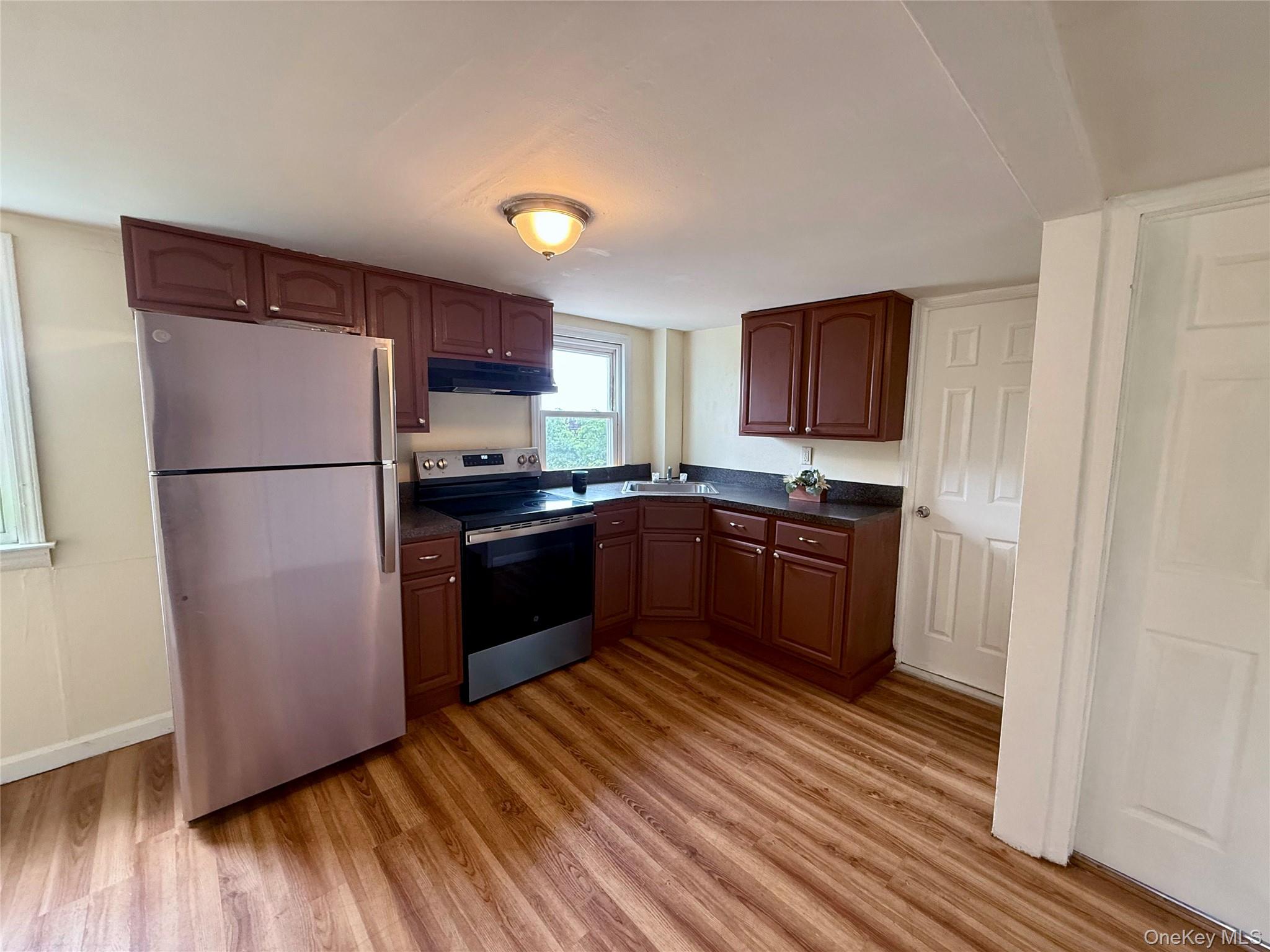 Upper Level 2 Bedroom, 1 Bath Apartment In A Private Home. Features An Eat-In Kitchen With Brand New Stainless Steel Appliances And A Small Sitting/Dinette Area (No Separate Living Room). Located On A Cul-De-Sac With Plenty Of Street Parking. Situated On A Well-Maintained 1/2 Acre Property With Shared Backyard Use. Tenant Responsible For Electric And Gas With Separate Meters â€” Pay Only For What You Use. No Pets. No Smoking.