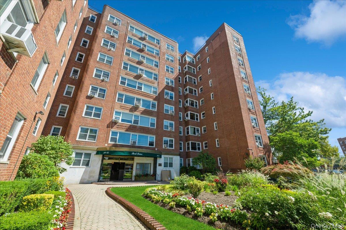 Welcome to Park Briar, a luxury Co-Op building offering 24-hour doorman service and a prime Forest Hills location. This fully renovated 1-bedroom unit features gleaming hardwood floors, abundant natural light, and a modern kitchen with stainless steel appliances. The spacious bedroom and updated full bathroom make this home move-in ready.Park Briar residents enjoy an impressive list of amenities, including a fitness room, laundry facilities, live-in super, on-site parking garage, peaceful courtyard, and 24-hour concierge. Conveniently located across from Austin Street, youâ€™ll have easy access to premier shopping, supermarkets, and a wide variety of restaurants. Nearby transportation includes the E & F subway lines, express and local buses, and the LIRR, with only a 15-minute ride to Penn Station and 20 minutes to Manhattanâ€™s East Side.Additional highlights: in-unit washer/dryers are now permitted (where space allows), and generous 80% financing is available. Please note: no dogs, unless registered as an ESA.