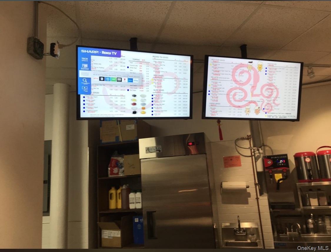 Turn-key bubble tea shop for sale. Prime location near subway and bus stops, surrounded by a busy commercial district and Brooklyn College. High foot traffic with strong appeal to a young customer base. Well-established brand with steady business. The space includes approximately 475 sq. ft. storefront + 475 SQFT basement. Excellent opportunity to take over and continue operations immediately.