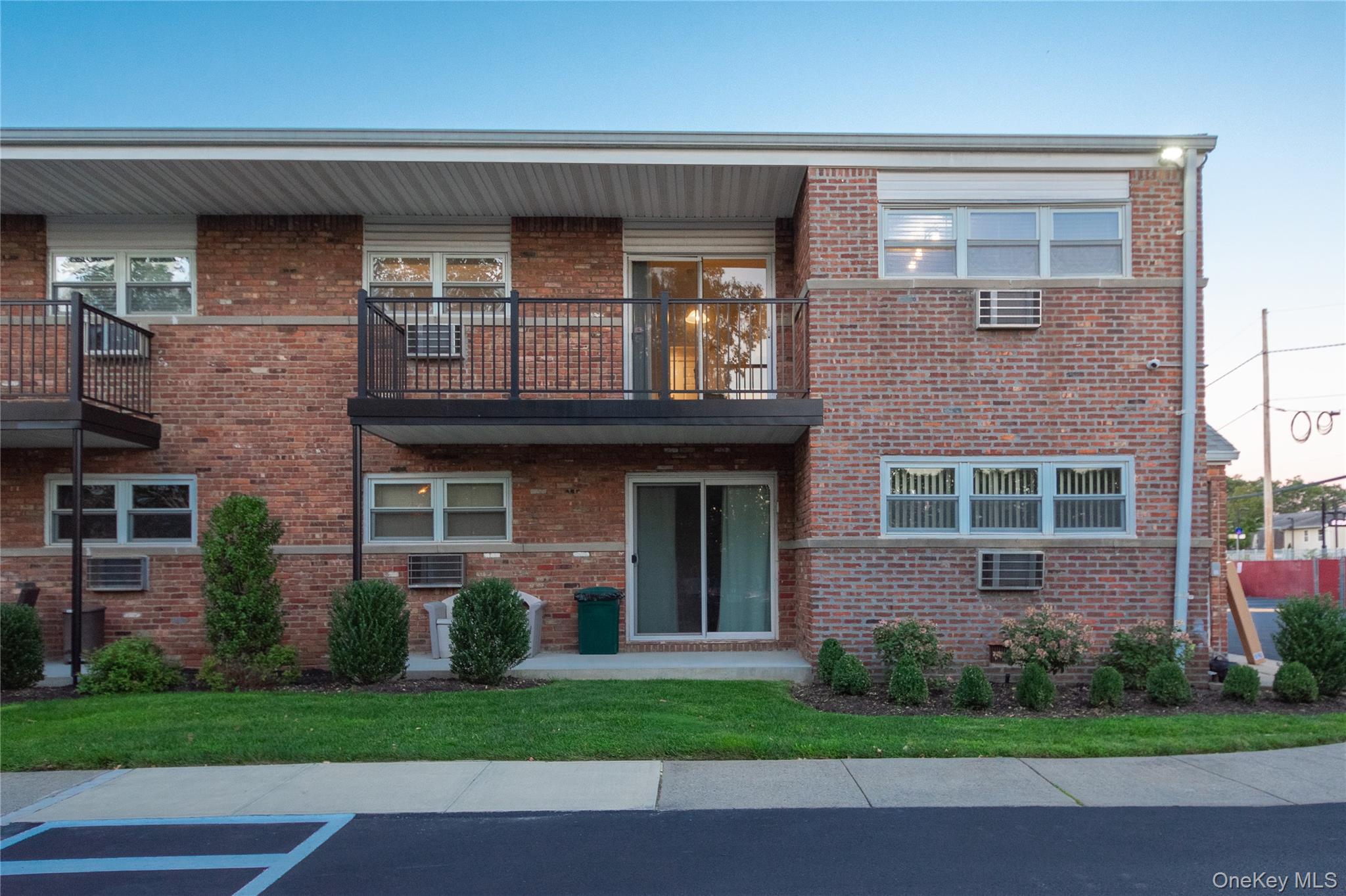 Conveniently located 1 Bedroom, 1 Bath, 2nd floor apartment in the heart of Farmingdale! Entry hall, Living room, Dining Area, Kitchen, Balcony! Access gate to westbound train. Assigned parking, Laundry room in building. Subject to board approval.,