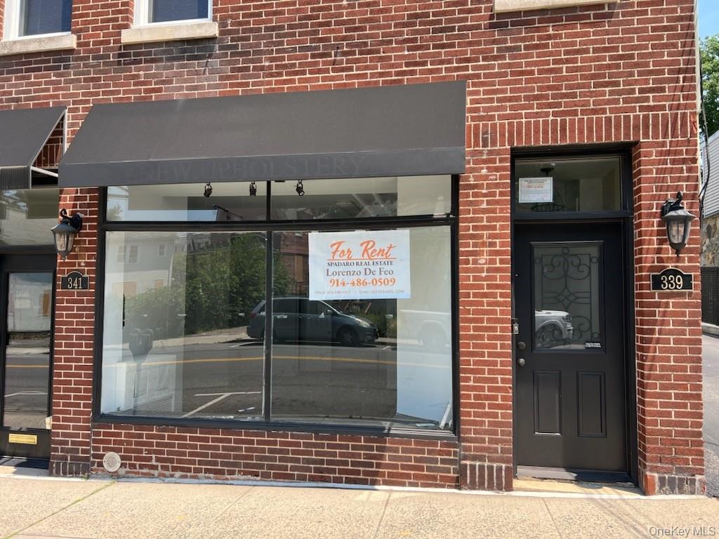 Store for rent in Mamaroneck&rsquo;s desirable commercial district! Highly visible and well maintained storefront located one block away from Mamaroneck&rsquo;s thriving downtown and one block to the Metro-North Station! Come and see the space for yourselves! A fresh start for anyone wishing to start their own business or expand on an already existing one. This location is currently used as a lawyer&rsquo;s office but many other uses are permitted. Ideal for personal services, spa, esthetician studio, insurance/accountant/attorney office, barber shop, photo studio, cell phone/Accessories store, eyeglass store, local boutique, or a unique startup of your own.
